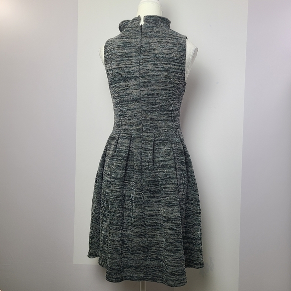 Ganni Pinnacle sleeveless pleated dress, Sz M (Ptp 15.5") - Picture 2 of 11